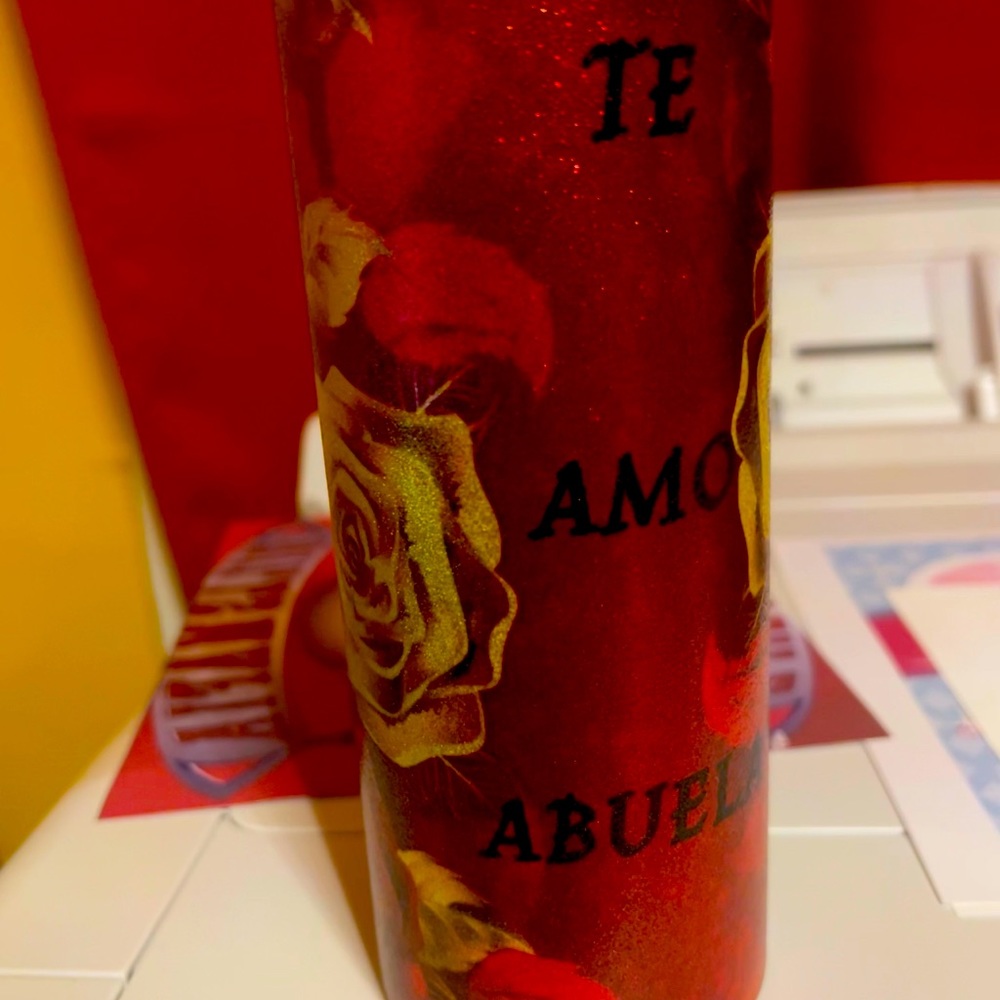 beautiful crafted tumblers with beautiful designs